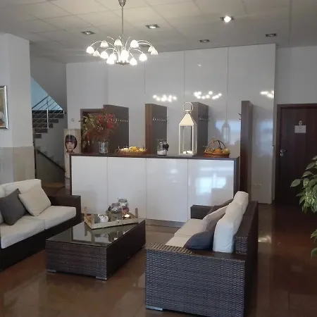 Limba Ctt Hotel Twardoszyn