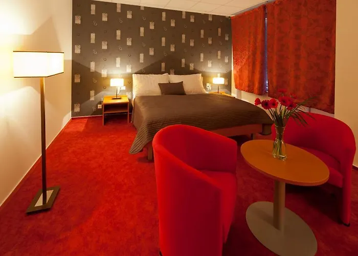 林姆巴ctt酒店 特夫尔多辛